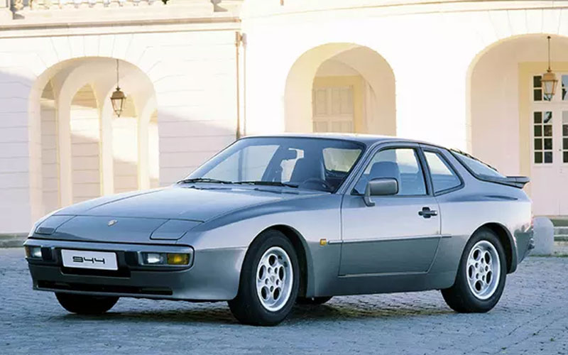 1989 Porsche 944 - porsche.com