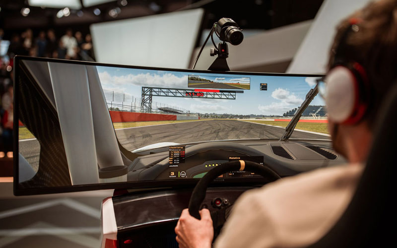 iRacing player - iracing.com iRacing player - iracing.com