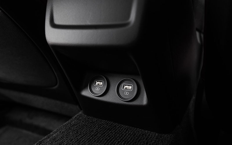Kia K5 2nd-Row USB Ports - kiamedia.com