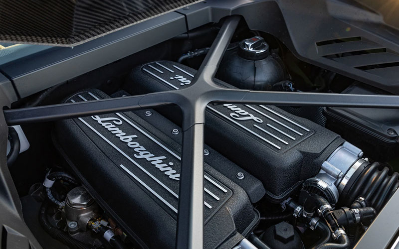 Lamborghini Huracan Tecnica V10 - lamborghini.com