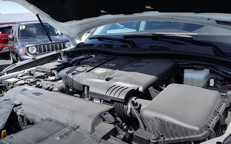 2023 Nissan Armada 5.6L V8 - Ben Hardy on YouTube