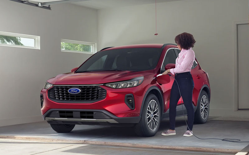 2023 Ford Escape Plug-In Hybrid - ford.com