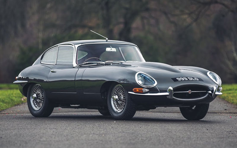 1961 Jaguar E-Type - Silverstone Auctions on YouTube