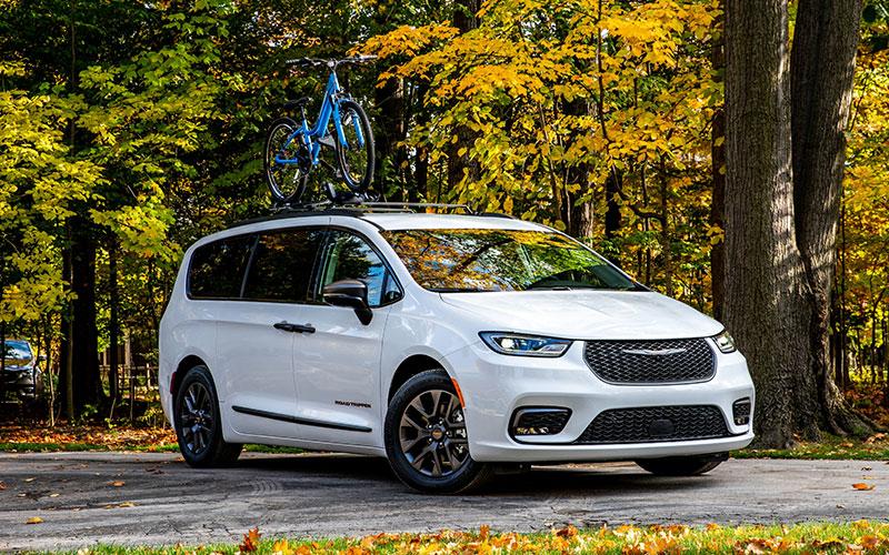 2023 Chrysler Pacifica - media.stellantisnorthamerica.com