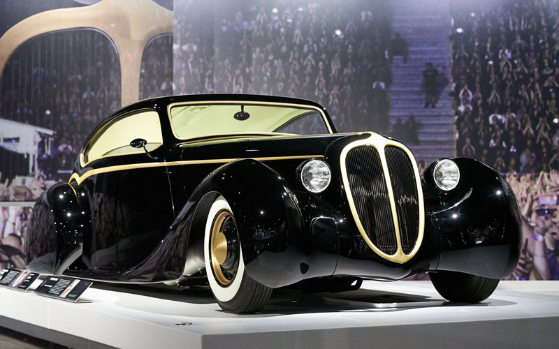 “Black Pearl” 1948 Jaguar Mk. IV - lamag.com “Black Pearl” 1948 Jaguar Mk. IV - lamag.com