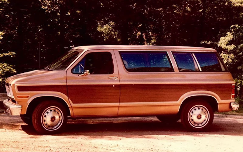 1972 Ford Carousel - Retro Car on youtube.com