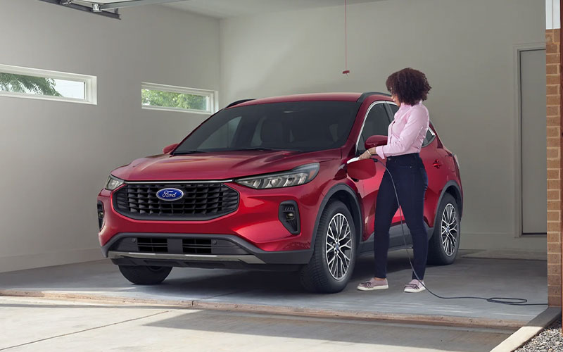 2023 Ford Escape PHEV - ford.com