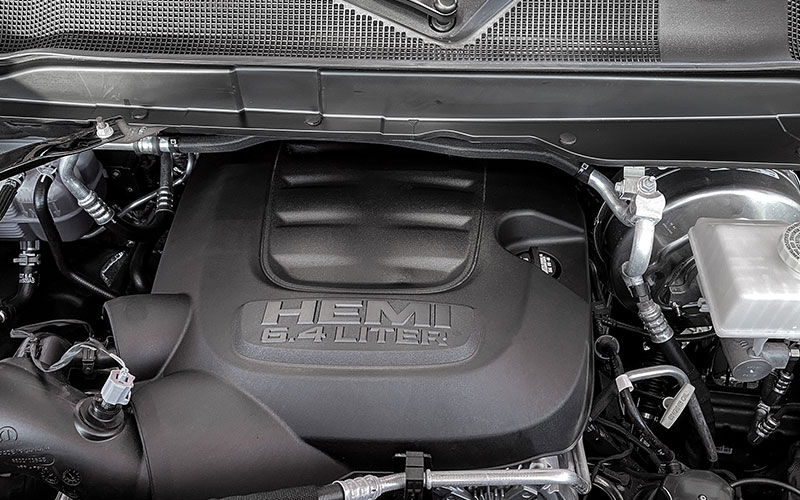 2023 RAM 2500 6.4L V8 - media.stellantisnorthamerica.com