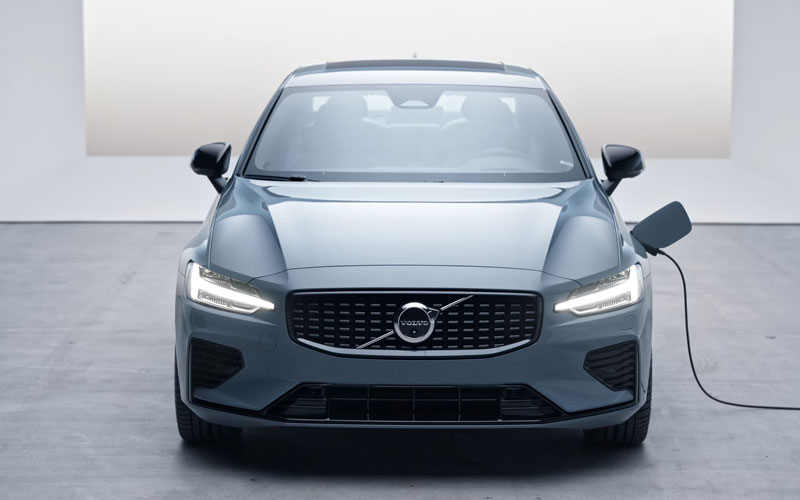 2023 Volvo S60 - volvocars.com