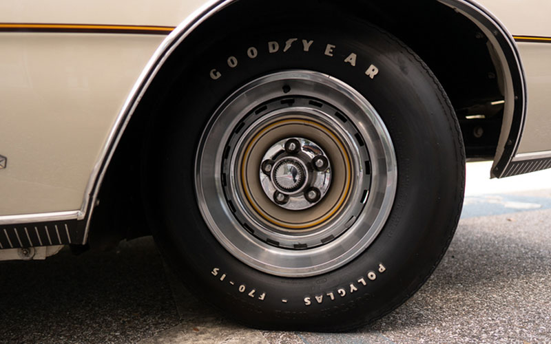 1970 Chrysler 300 Hurst - GatewayClassicCars on YouTube