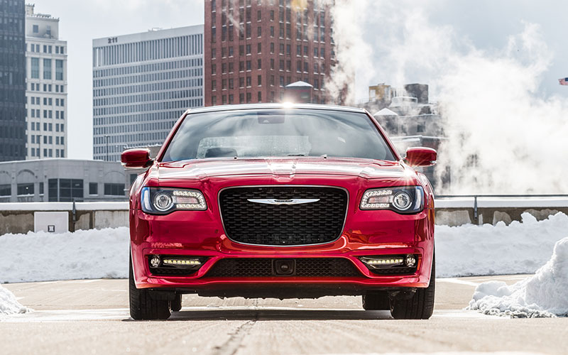 2019 Chrysler 300 - media.stellantisnorthamerica.com