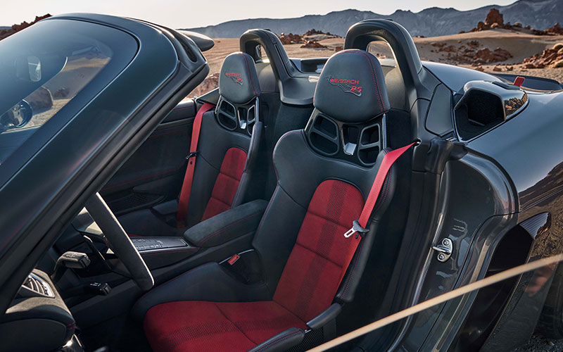 2024 Porsche 718 Spyder RS - newsroom.porsche.com