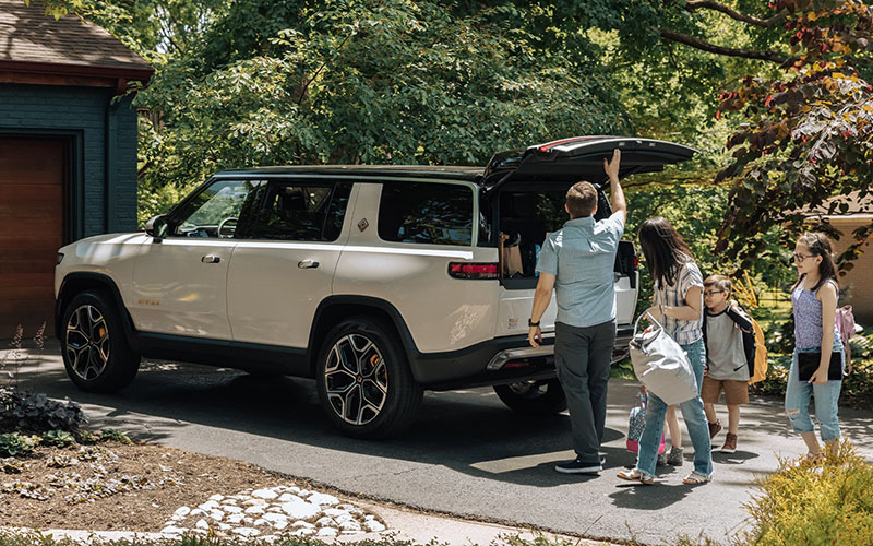 2023 Rivian R1S - rivian.com