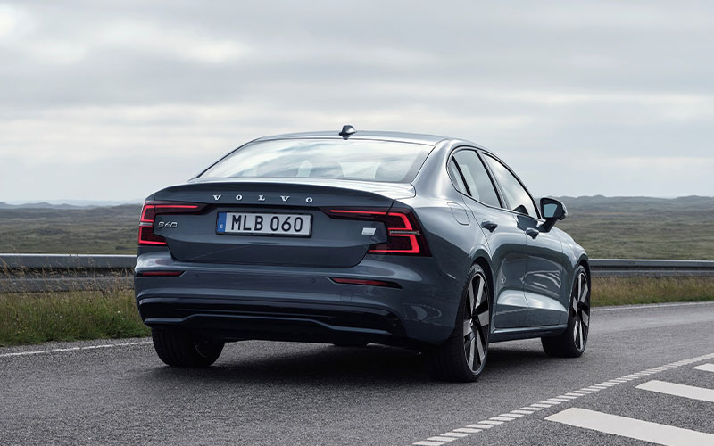 2023 Volvo S60 - media.volvocars.com