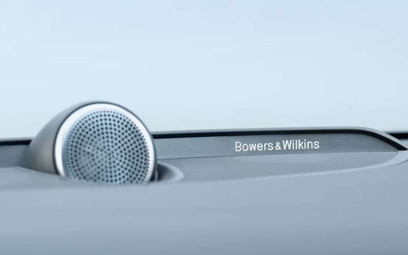 2023 Volvo S60 Bowers & Wilkins sound system - volvocars.com