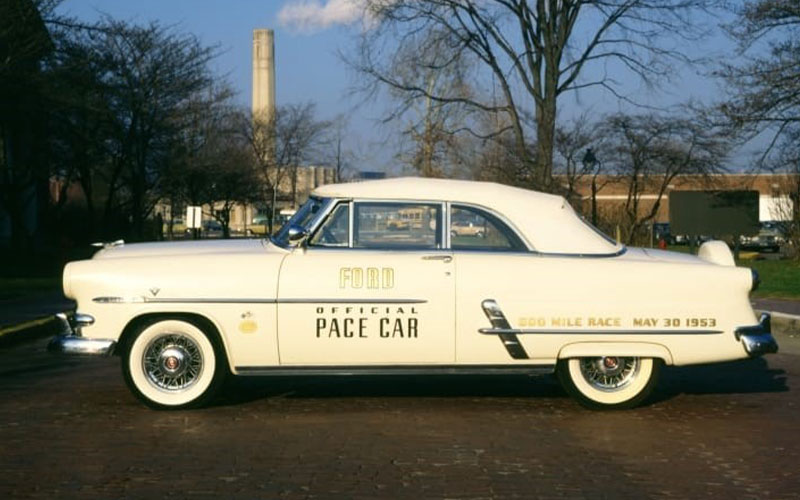 1953 Ford Sunliner - thehenryford.org