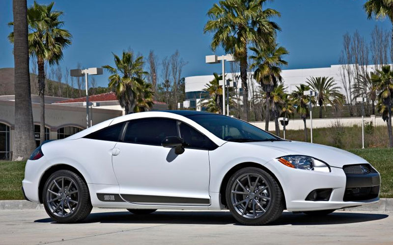 2012 Mitsubishi Eclipse - media.mitsubishicars.com