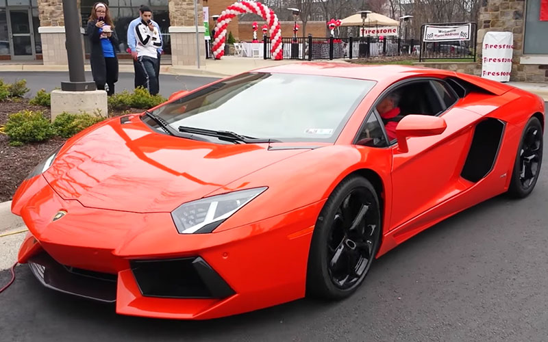 2014 Lamborghini Aventador LP700-4 - drivinivankatz on youtube.com 2014 Lamborghini Aventador LP700-4 - drivinivankatz on youtube.com