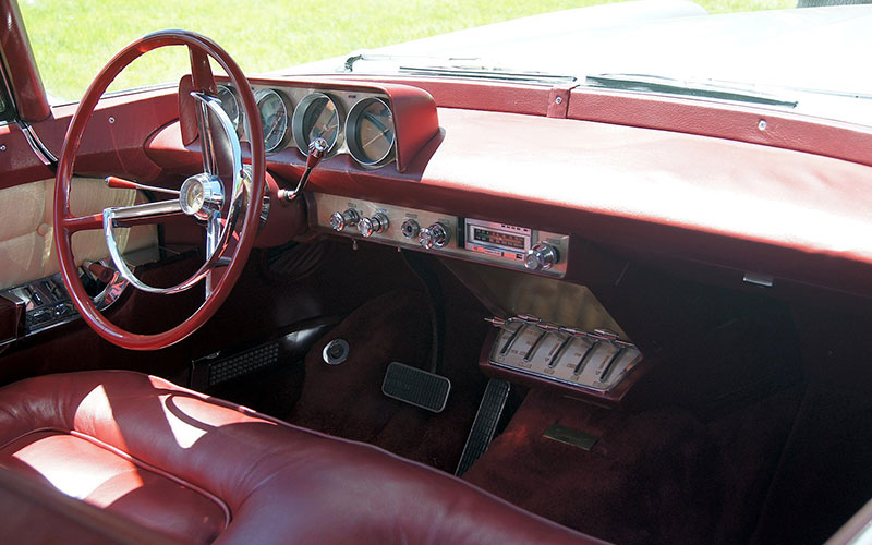 1956 Lincoln Continental Mark II - Greg Gjerdingen on Wikimedia.org