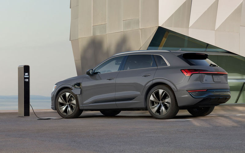 2024 Audi Q8 e-tron - audiusa.com