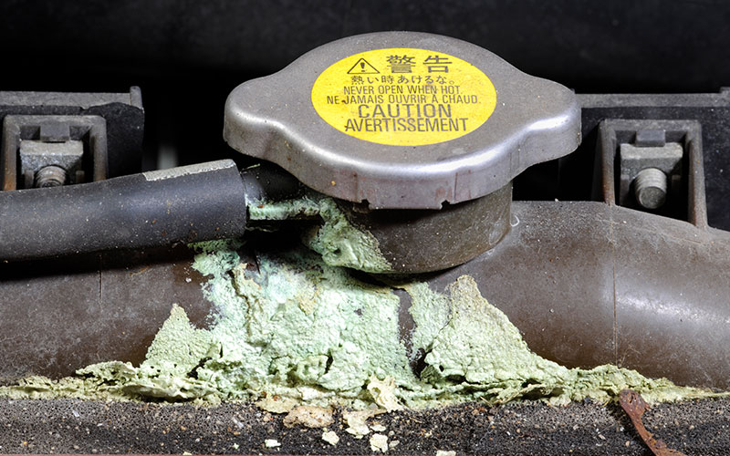 Radiator cap with corrosion Radiator cap with corrosion