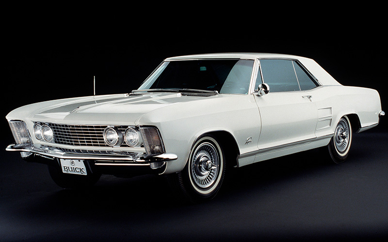 1963 Buick Riviera - media.buick.com
