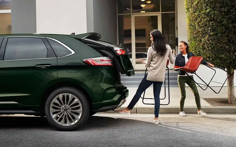 2024 Ford Edge hands-free liftgate - ford.com