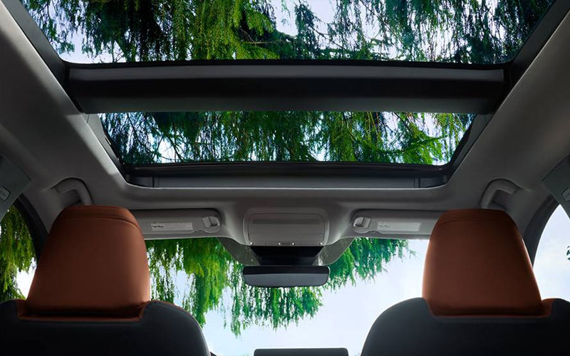 2024 Mazda CX-50 panoramic sunroof - mazdausa.com