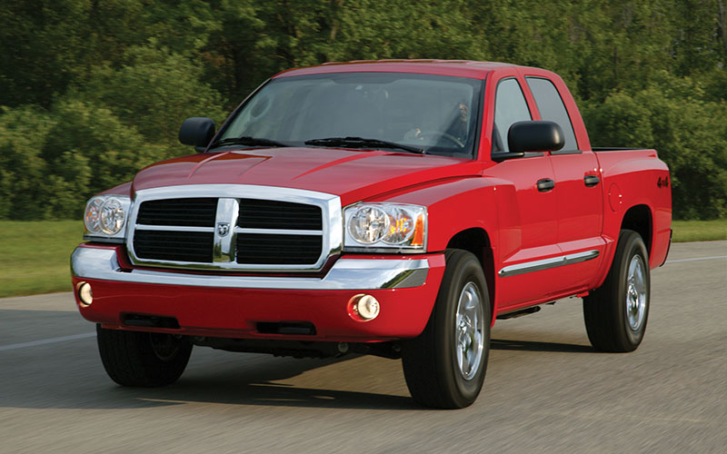 2005 Dodge Dakota Quad Cab - media.stellantisnorthamerica.com