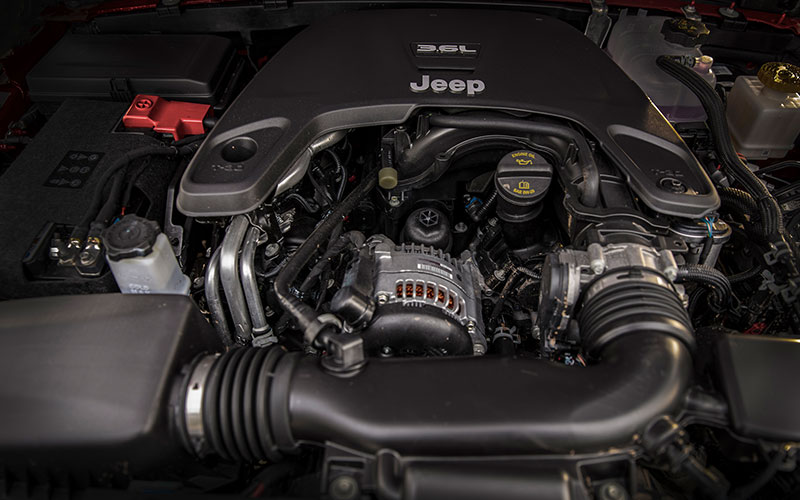 2020 and 2024 Jeep Gladiator 3.6-liter Pentastar V-6 engine - media.stellantisnorthamerica.com