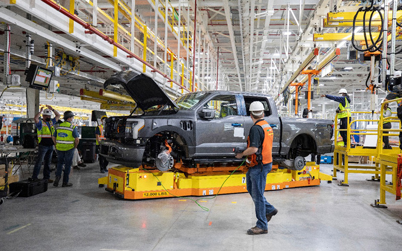 Ford F-150 Lightning being assembled - media.ford.com