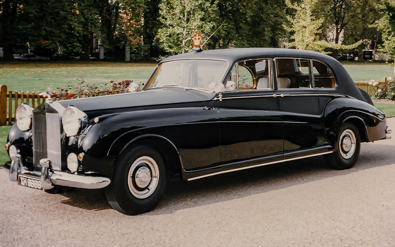 Rolls-Royce Phantom V - press.rolls-roycemotorcars.com