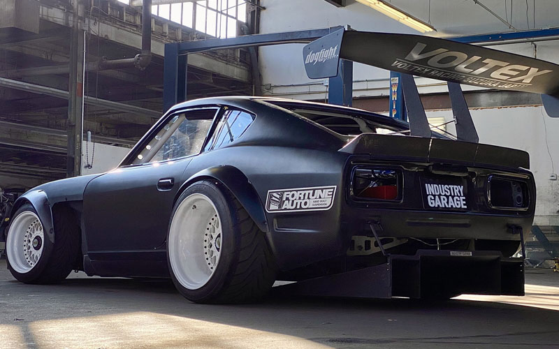 Tesla powered 1977 Datsun 240Z “The Legacy” - industrygarage.com Tesla powered 1977 Datsun 240Z “The Legacy” - industrygarage.com