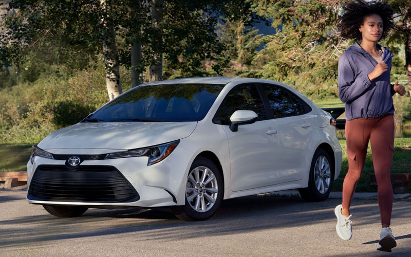 2024 Toyota Corolla LE - toyota.com