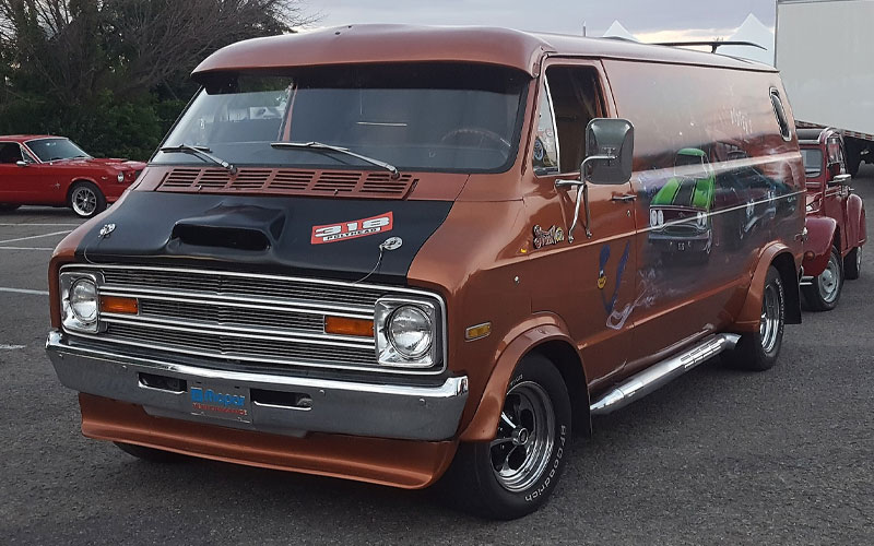 Dodge Tradesman "Street Van"