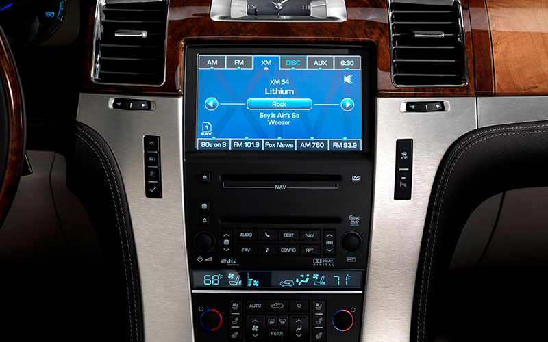 2012 Cadillac Escalade Platinum - media.gm.com