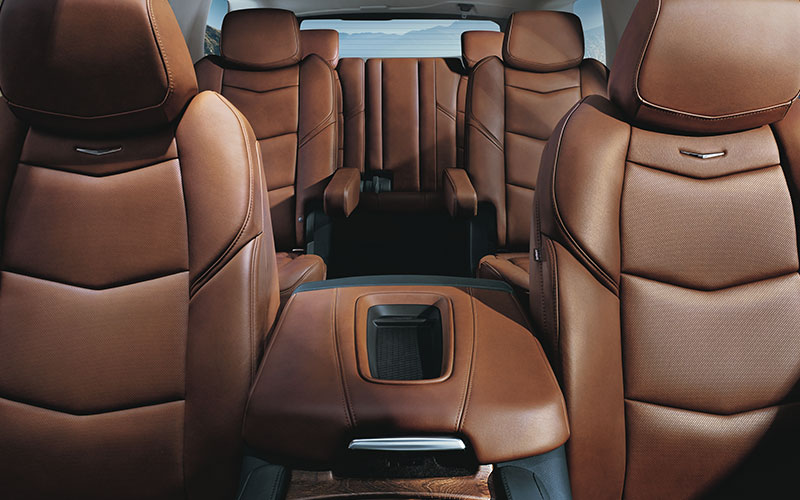 2015 Cadillac Escalade - media.gm.com