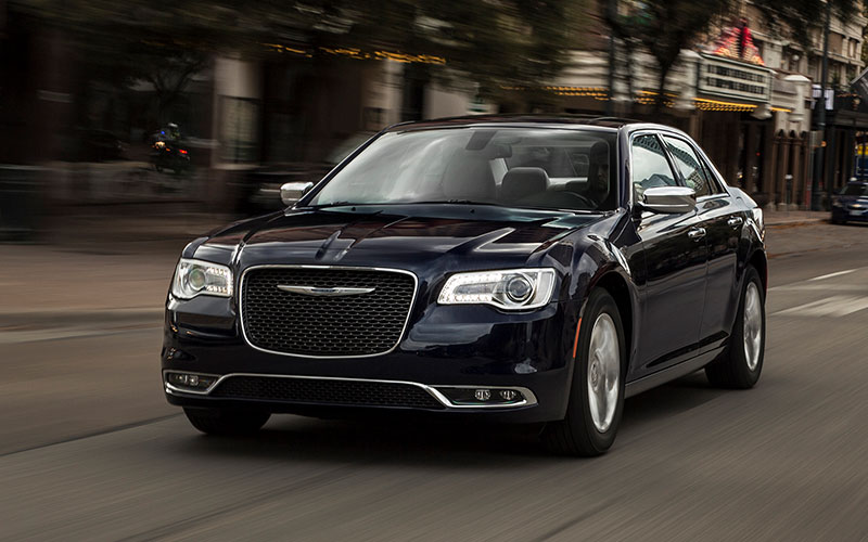 2019 Chrysler 300 - media.stellantisnorthamerica.com