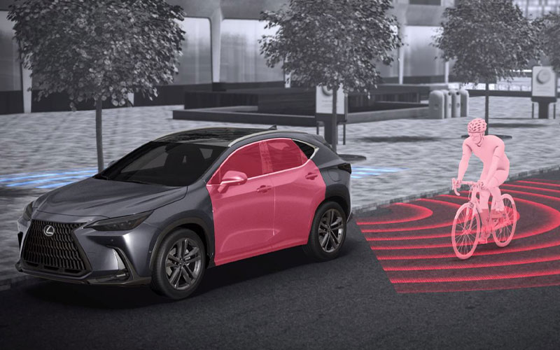 Lexus Safe Exit Assist - newsroom.lexus.eu