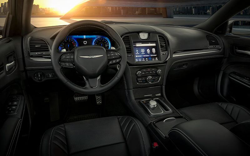 2023 Chrysler 300 - media.stellantisnorthamerica.com