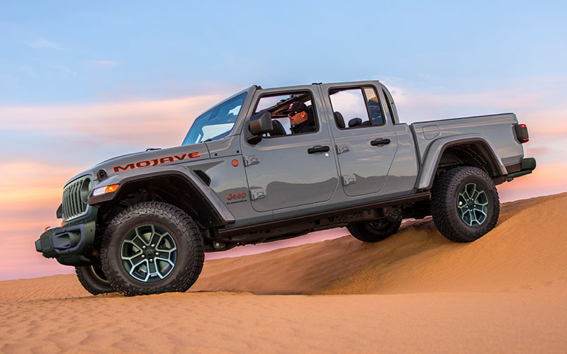 2024 Jeep Gladiator Mojave X - media.stellantisnorthamerica.com