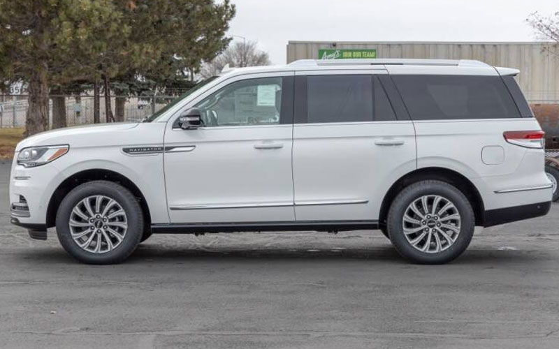 2024 Lincoln Navigator Premiere - carsforsale.com