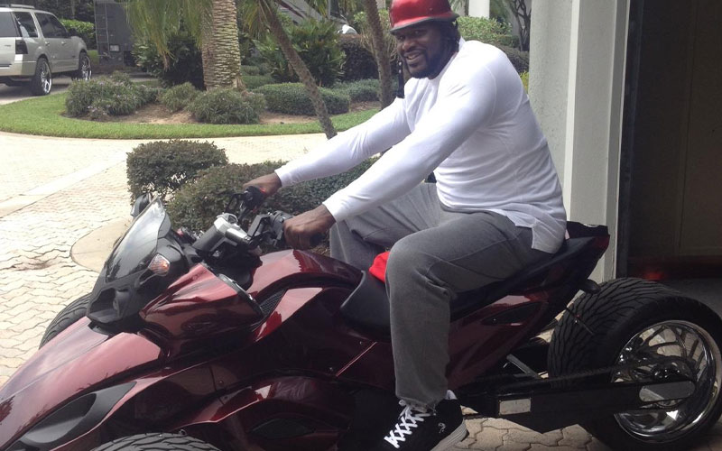 Can-Am Spyder - Shaquille O' Neal on Facebook