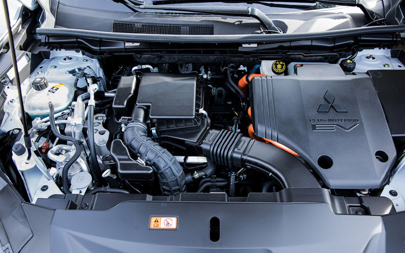2024 Mitsubishi Outlander PHEV - media.mitsubishicars.com