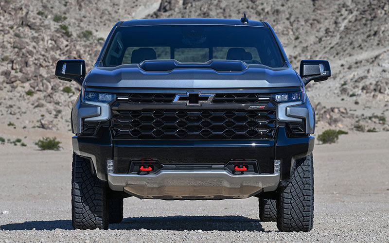 silverado24 2024 Chevrolet Silverado ZR2 - media.chevrolet.com