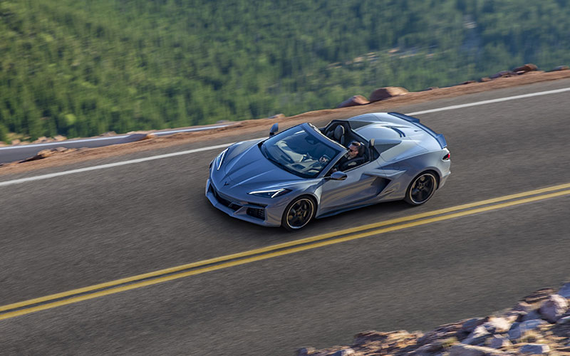 2024 Chevrolet Corvette E-Ray - media.chevrolet.com