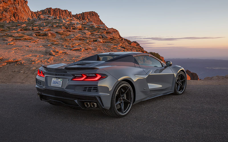 2024 Chevrolet Corvette E-Ray - media.chevrolet.com