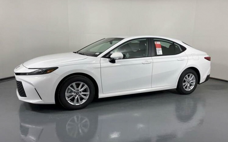 2025 Toyota Camry LE - carsforsale.com