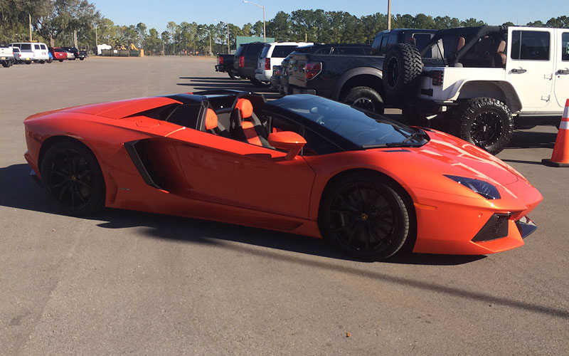 Lamborghini Aventador Roadster - mlb.com Lamborghini Aventador Roadster - mlb.com