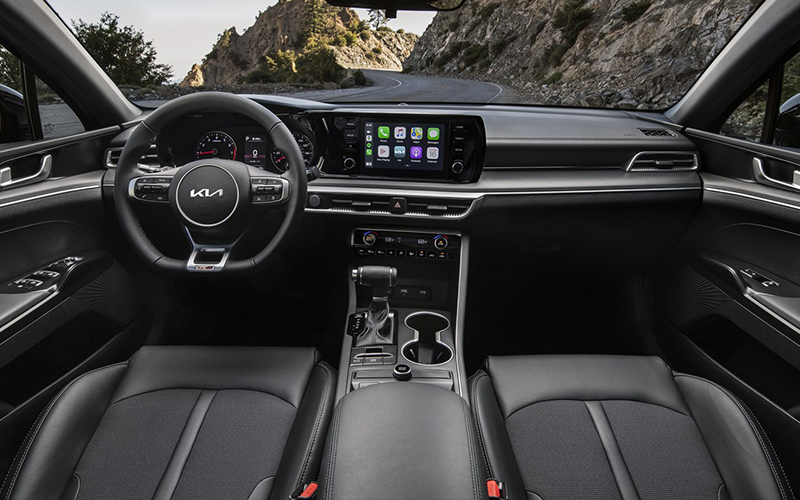 Kia K5 Dash - kiamedia.com